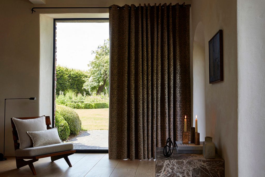 Rideaux Rosace Taupe Oeillets